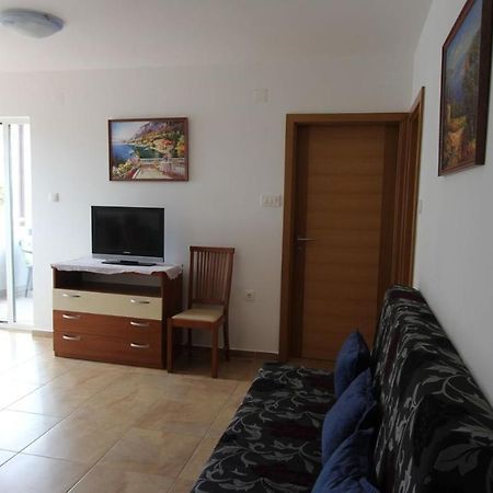 Apartments Vabec Malinska Zewnętrze zdjęcie