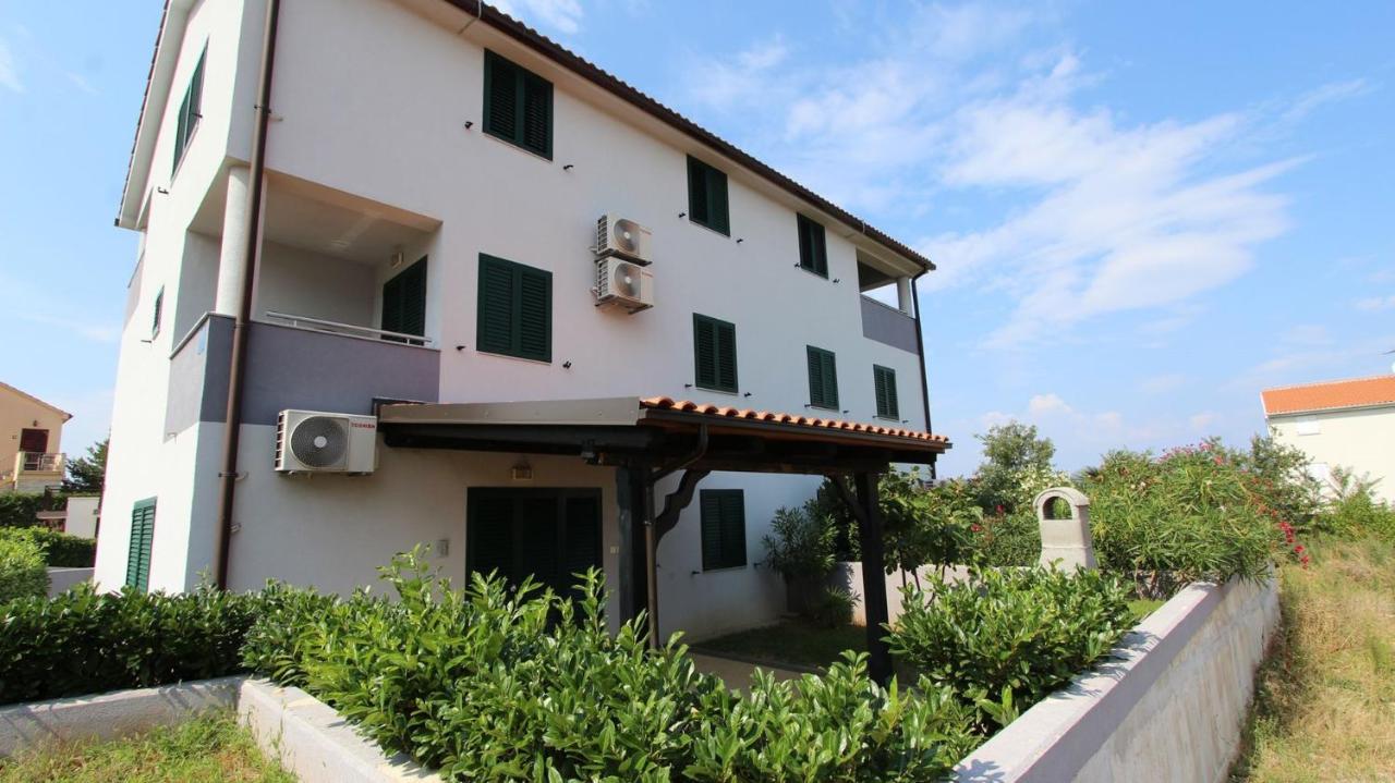 Apartments Vabec Malinska Zewnętrze zdjęcie