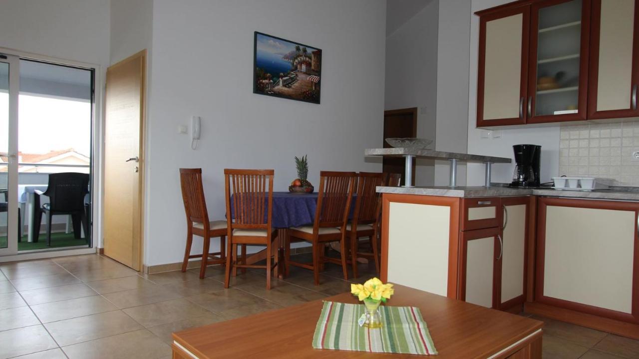 Apartments Vabec Malinska Zewnętrze zdjęcie