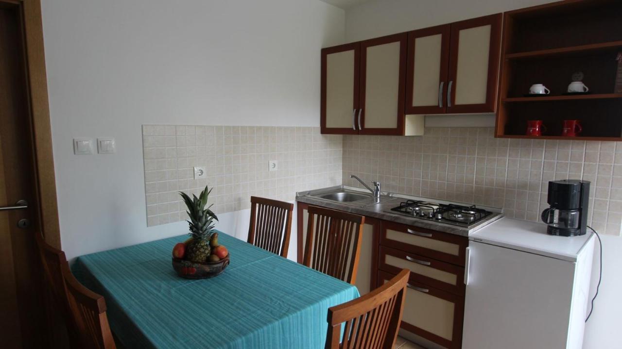 Apartments Vabec Malinska Zewnętrze zdjęcie